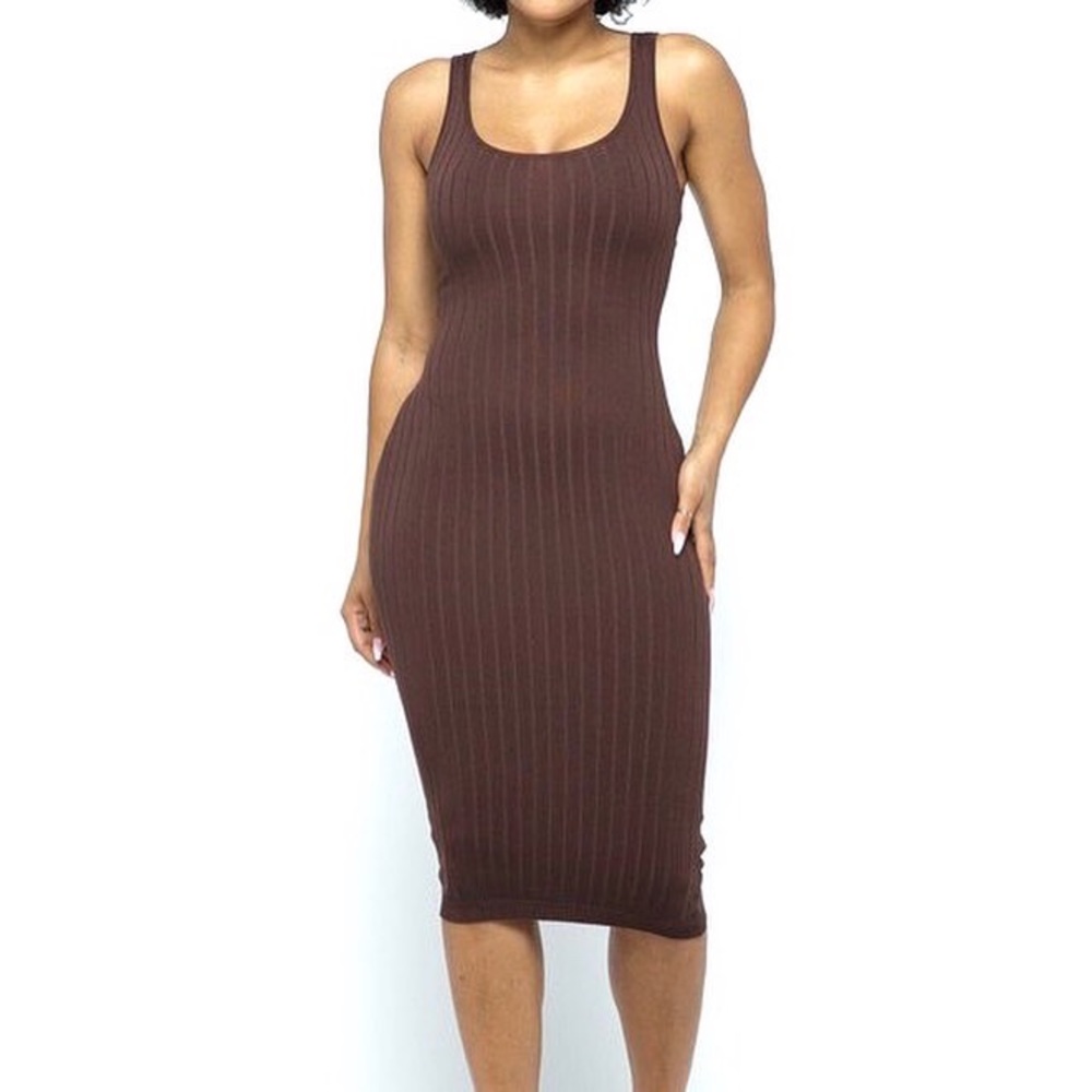 Ribbed Sleeveless Brown Midi Knit Dress
